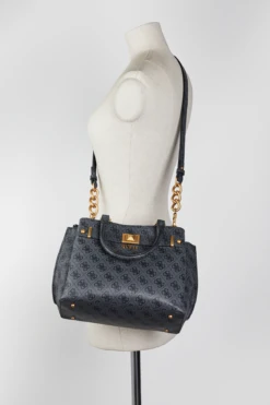 Guess Aieta Girlfriend Shopper Bag 9 Guess Aieta Girlfriend Shopper Bag -Carry And Wande 3209157 4