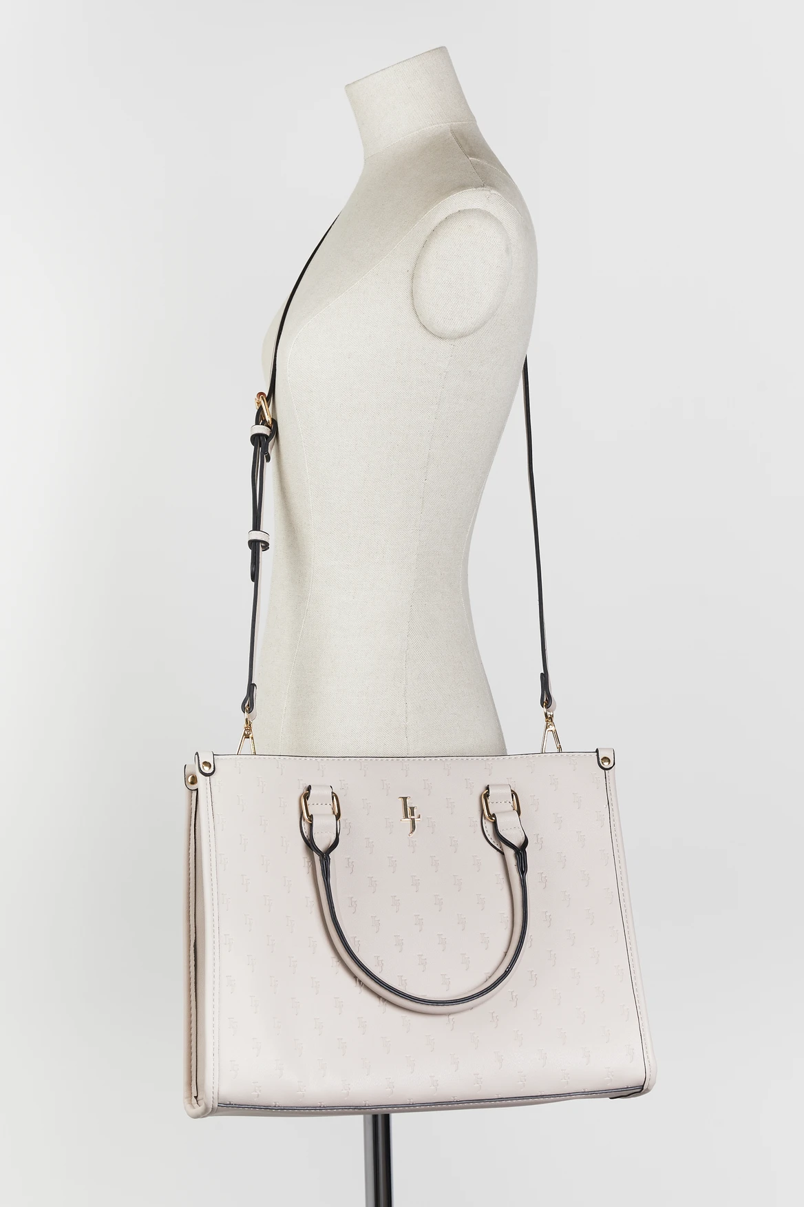 Emboss Tote Bag 6 Emboss Tote Bag - Image 4