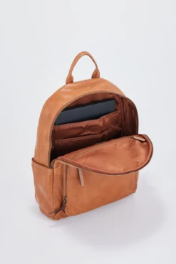 Maya Leather Backpack -Carry And Wande 3210617 3