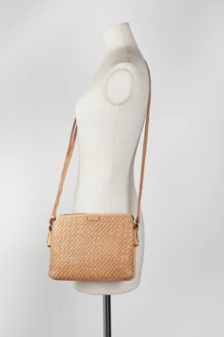 Step Weave Leather Crossbody Bag -Carry And Wande 3210619 4