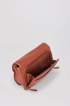 Gwen Leather Stitch Flapover Bag -Carry And Wande 3210631 5