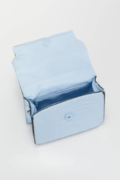 Crossbody Bag With Chain Detail -Carry And Wande 3211572 3