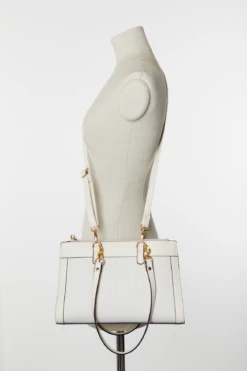 Floral Medium Wallet -Carry And Wande 3211602 4