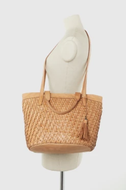 Zurra Leather Tote Bag -Carry And Wande 3211649 4