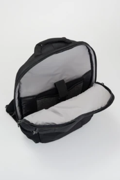 Anti Theft Urban Backpack -Carry And Wande 3213022 3